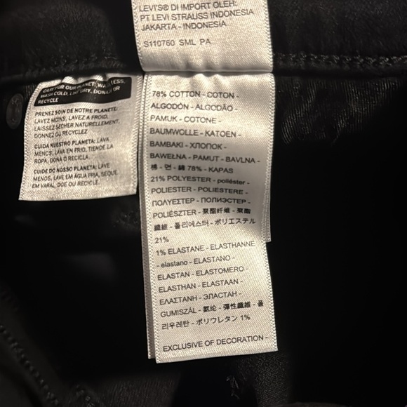 Levi's Black Women's Mid-Rise Tummy Slimming 311 Shaping Skinny Ankle Jeans 14 - Picture 8 of 8